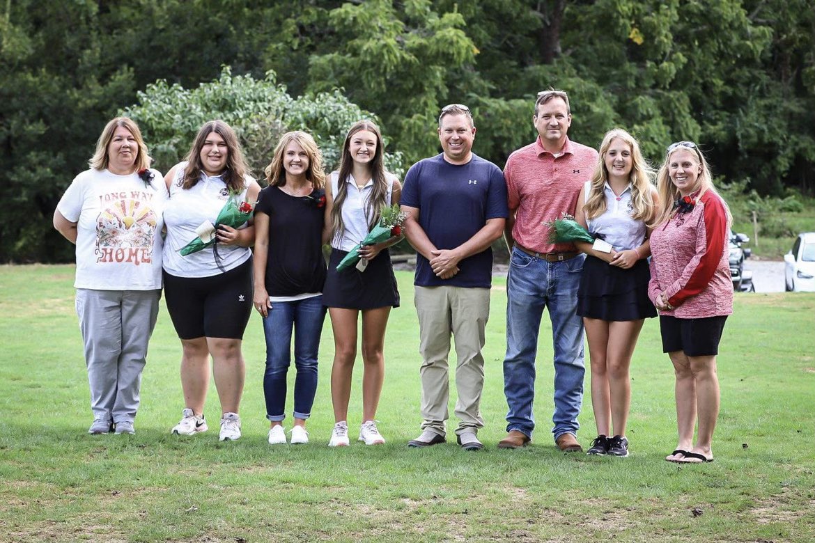 RCHS Girls Golf:

Rushville 198
Shenandoah 217
Lincoln 253 

13-2 record! They are on 🔥🔥🔥

It was also Senior Night!

<a href="/AthleticsRchs/">RCHS ATHLETICS</a>