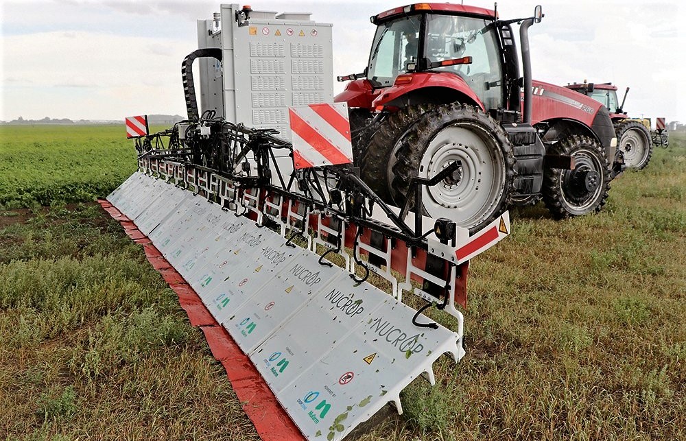 French fries?

For the first time in #Canada, an electrophysical weeder has been used to terminate a potato crop. This <a href="/westernproducer/">The Western Producer</a> article explains: bit.ly/3KOK1B1

#CdnAg #SaskAg #CleanfixFans