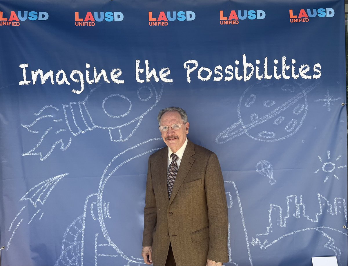 #TeamMcKenna is taking over for the day to wish Dr. McKenna a very Happy Birthday! 🎊🎁🎂
