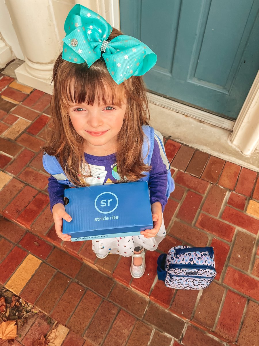 LindsaySatmary's tweet photo. AD: From their first step to their first day of school, @striderite will take your child on many adventures with their quality children's shoes! Use code BBRITE10 for $10 OFF $70 at https://t.co/K7iy2NwzVU #Ready4SchoolBBxx #StrideRite #StrideRiteStyle #shoes https://t.co/RdJbYfJ3zW