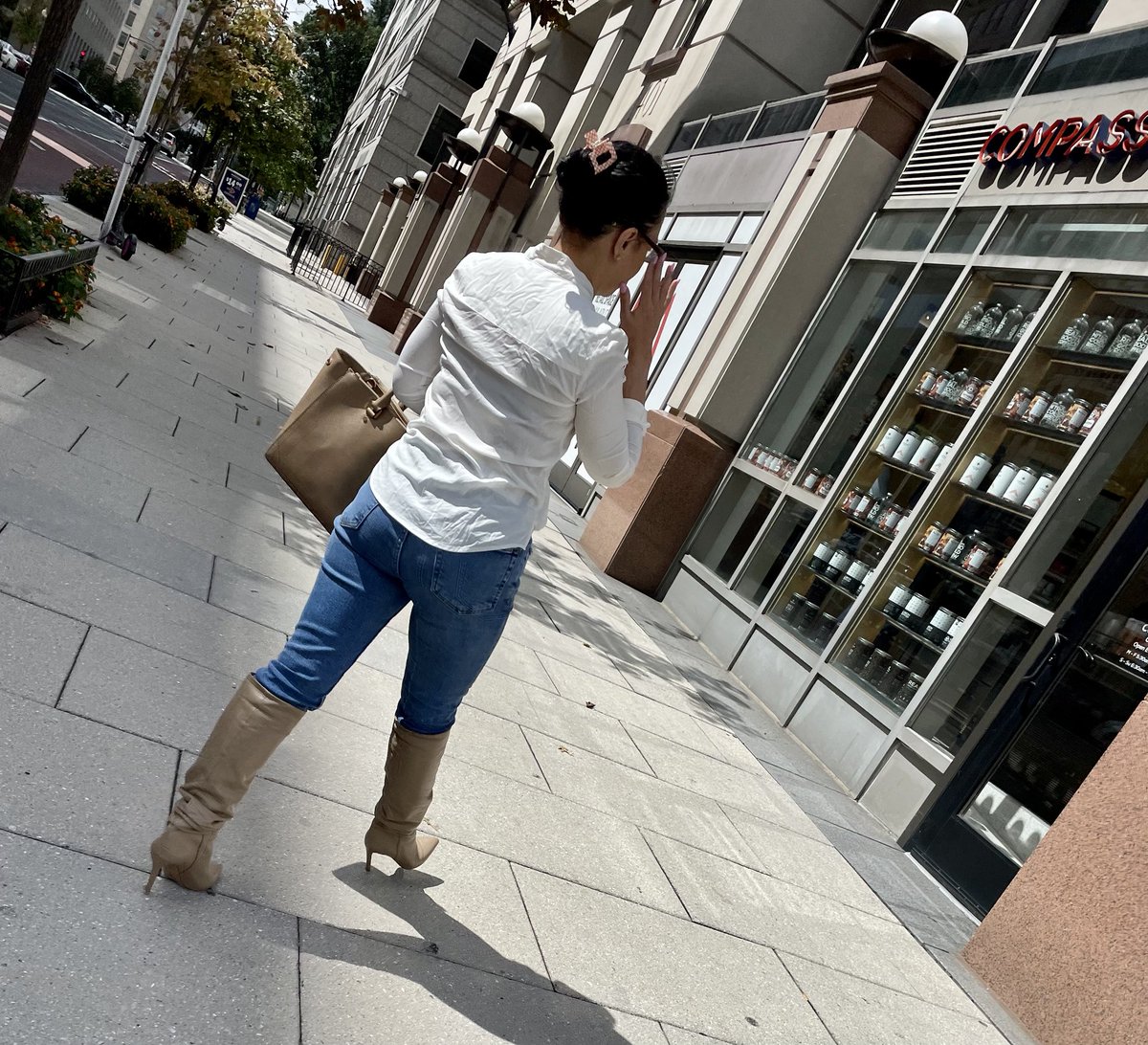 OunzTroy's tweet photo. #StreetStyle, even in #buttoneddown DC, reminds me of @NYTStyles fabulous photo journalist #BillCunningham - here on a warm 6th of September, #bootseason has broken out for one at least who reported into her office https://t.co/mgpUQWkCZv https://t.co/4wD7mlr0Fc