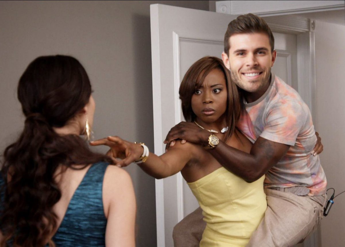BachTweetss's tweet photo. Rachel, what we are NOT gonna do is manipulate this man into thinking he’s not ready for commitment because you wanna run off with Tino #thebachelorette #bachelorette https://t.co/eMi7po91iy