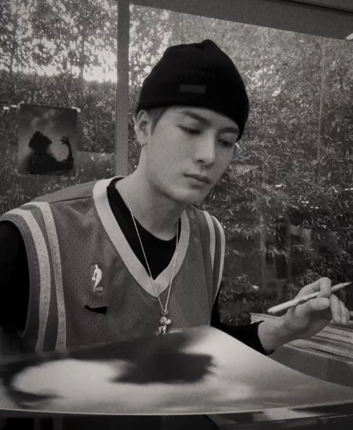 แฮนซั่มมากอ้ายเเจ็ค น่ารักกุ้งกิ้งนุ่งนิ้งงงงง
#JacksonWang