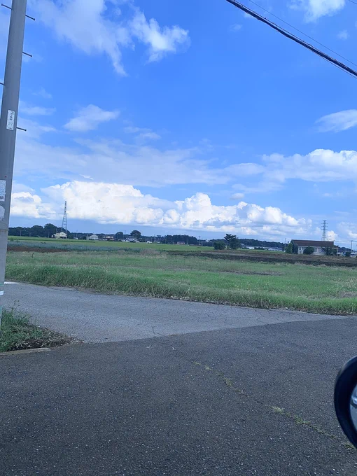 田舎道ドライブで撮った青空を瓶の中に閉じ込めてみた 