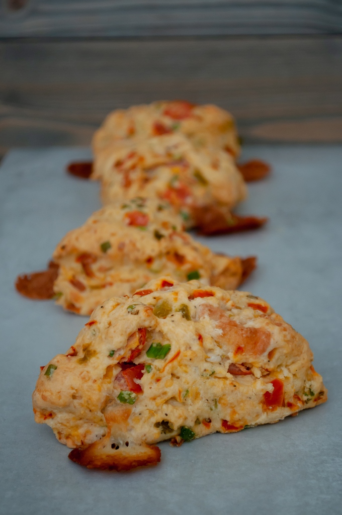Have you been missing your favorite savory scone? Well it's back! The cult-classic Chili Jack Scone will be available again at the beginning of October, along with some exciting new items.
#seattlebakery