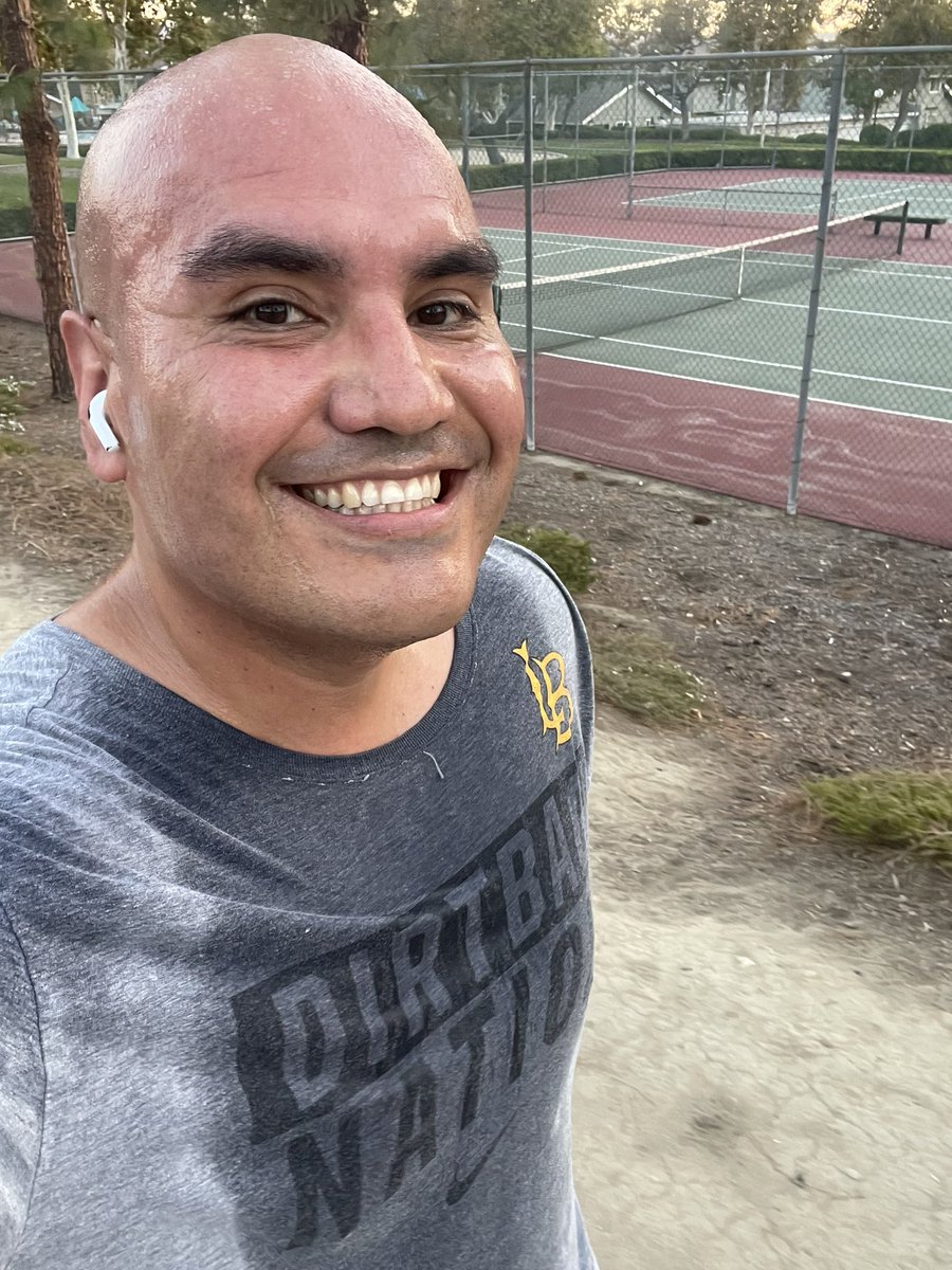 GracianRefugio's tweet image. Can’t beat the Heat Wave 🔥? Then run it out 🏃🏽‍♂️😎

#HeatWaveRun  🏃🏽‍♂️🏃🏽‍♂️🏃🏽‍♂️
 
@fit_leaders @PrincipalRoRod @vggarcia13 @PrincipledF @LorenaRubio123 @DrOsman_EDU @zjgalvan @JerryAlmendarez @JessOchoaMEd @Burtonsuper2018 @EAlvarezD91 @EAlvarezD91