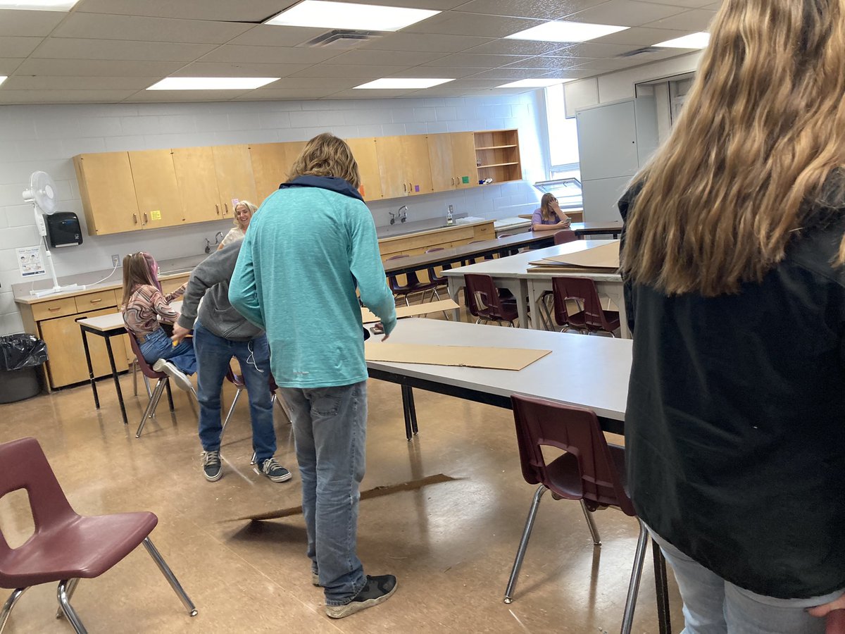 Our @AlixMAC jr &amp; sr high classes on Day 1 of their Cardboard Boat Challenge! T-minus 2 days until these ships sail! Stay tuned!!! <a href="/WCPS72/">Wolf Creek Schools</a> #STEM #STEAM