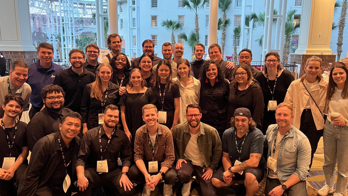JosephCrider's tweet photo. What a privilege that our ⁦@SWBTSMusic⁩ Southwestern A Cappella sang 2 ⁦@CityAlight⁩ songs for them ⁦⁦@gettymusic⁩ #Sing22. What a blessing to connect with our brothers and sisters from Australia who have written such rich new songs for the church! https://t.co/s9LYc5GCvx