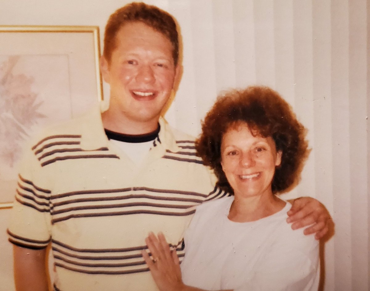 wnywxguy's tweet image. It's been a little over a year since my mom passed suddenly in her sleep. I brew my coffee to this picture every morning. Thinking of you, Mom. I love and miss you so. Thanks for being a guiding light every day even since you passed. 🙏