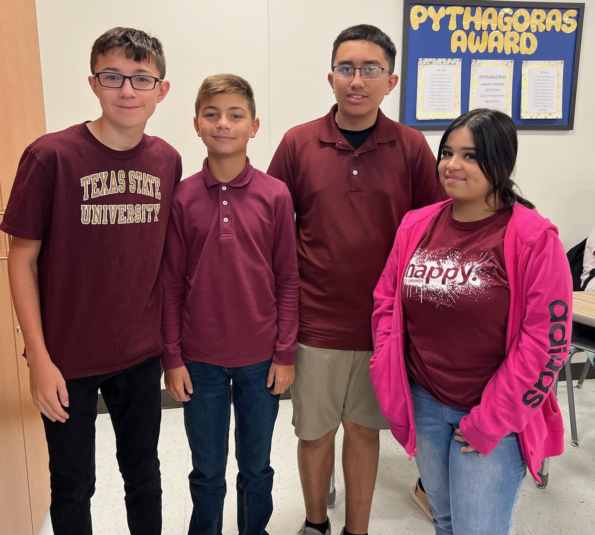 Bookens1970's tweet photo. BCJH was all Maroon and White for Uvalde. #UvaldeStrong @Uvalde_CISD https://t.co/CSpJHUX9V5