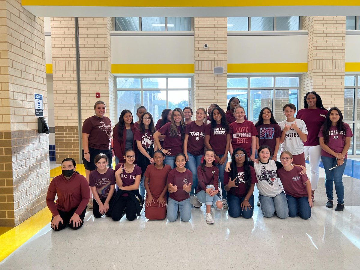 Bookens1970's tweet photo. BCJH was all Maroon and White for Uvalde. #UvaldeStrong @Uvalde_CISD https://t.co/CSpJHUX9V5