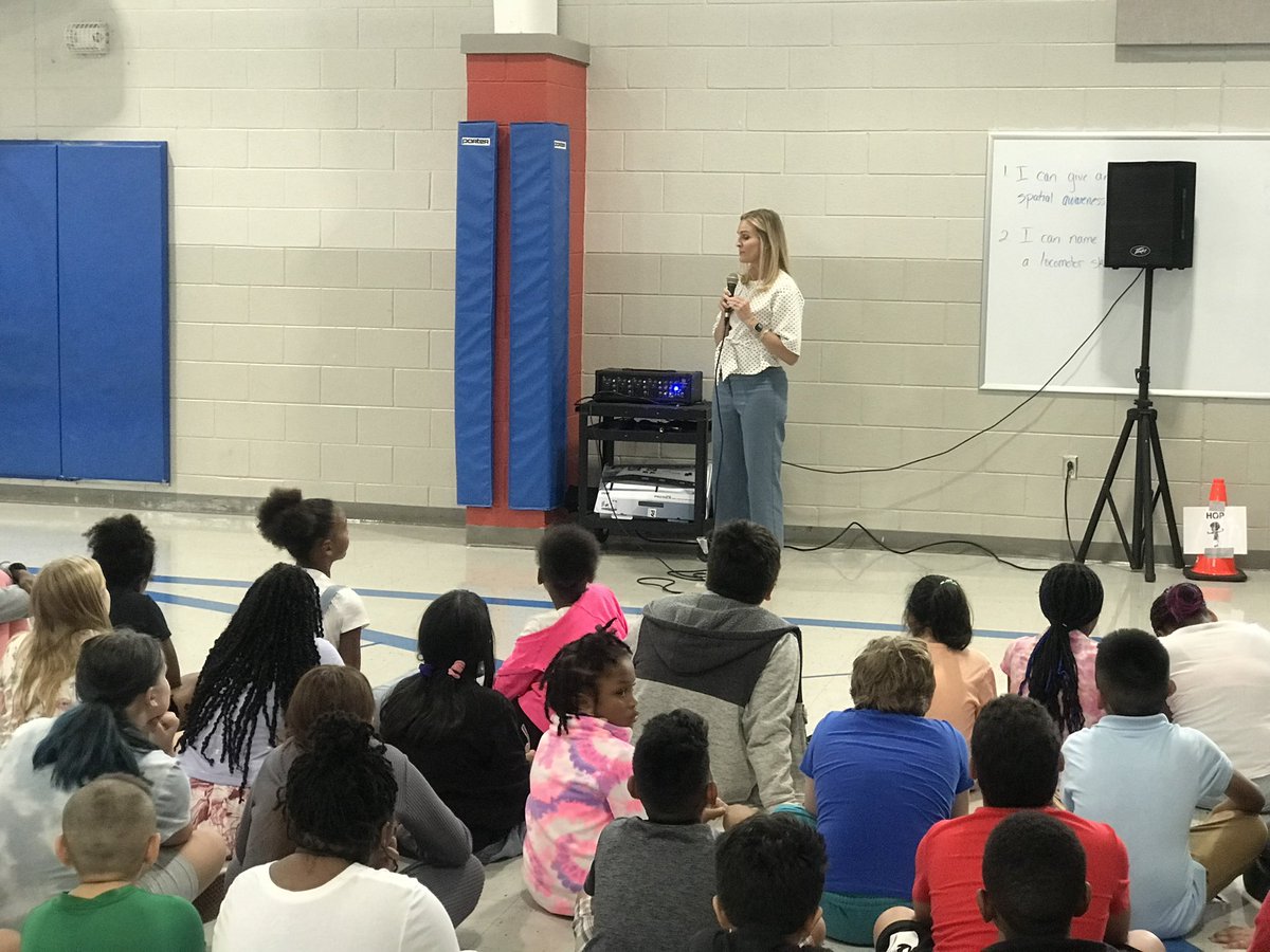 kimbullock08's tweet photo. Career Week: NBES students learned about community careers and Generational Wealth. “We always set a Standard”@MNPS_EL @MNPS_SEL @MNPSNorthwest @DrNatalynGibbs @MNPSPreK https://t.co/y7qH006fdz