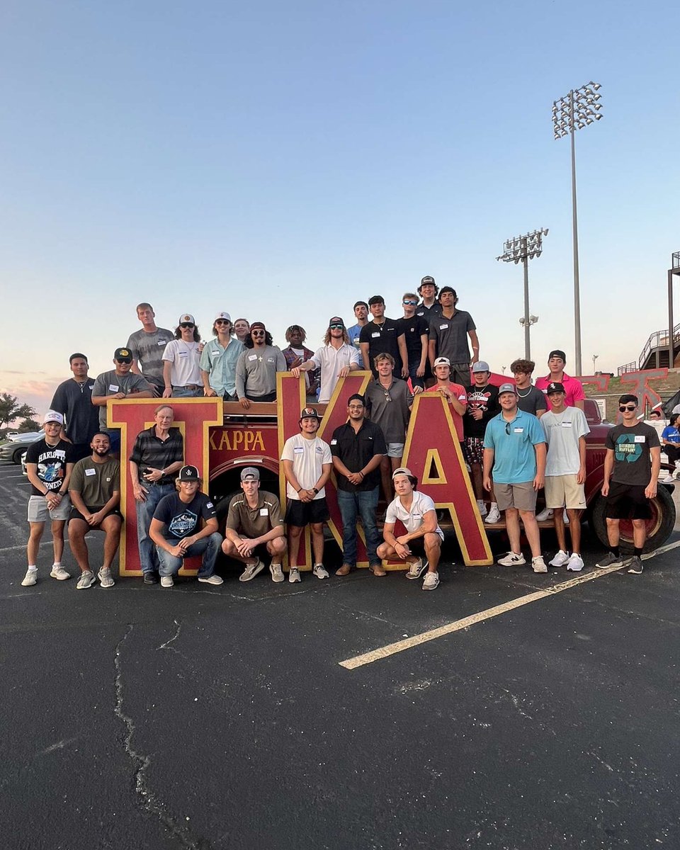 Rush Week Day 1✅
We had a great time meeting PNM’s
Be sure to join us for day 2
#rushpike <a href="/AngeloGreekLife/">Angelo State Greek Life</a>