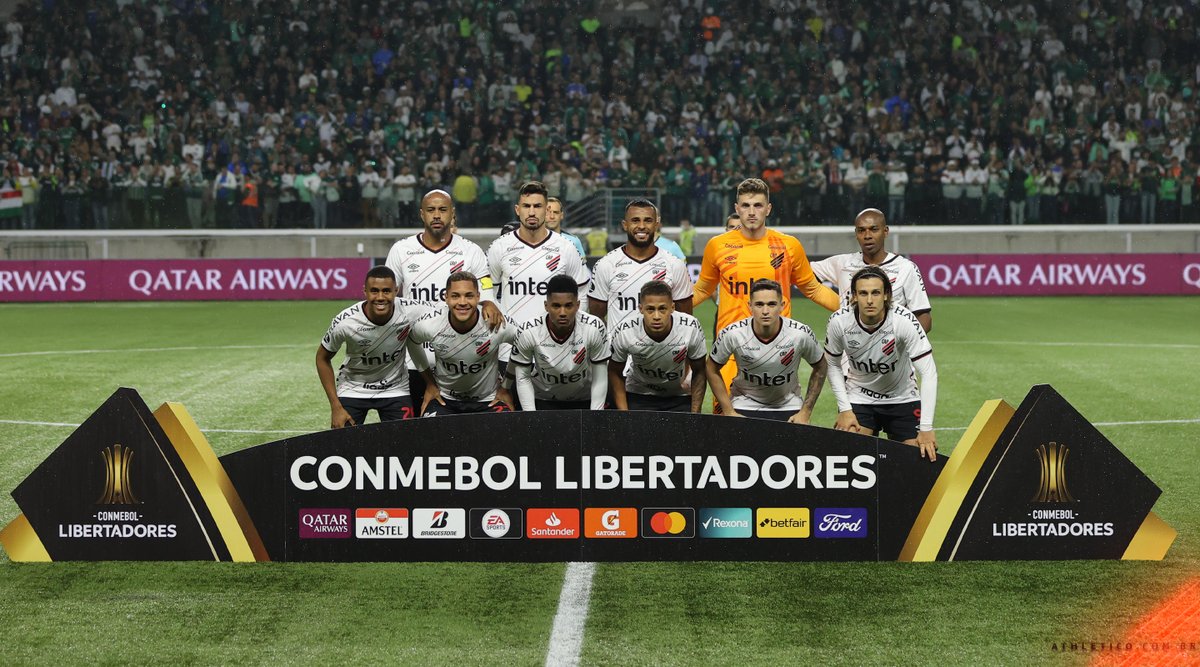 AthleticoPR's tweet photo. Orgulho enorme de vocês, FINALISTAS DA CONMEBOL LIBERTADORES!

📸 José Tramontin/athletico.com.br
#Athletico #Libertadores #GloriaEterna https://t.co/TX7rYEehF5