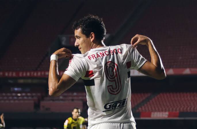 gustavo_rutter's tweet photo. HOJE VOLTEI A SORRIR!!!! https://t.co/aduf03eb7N