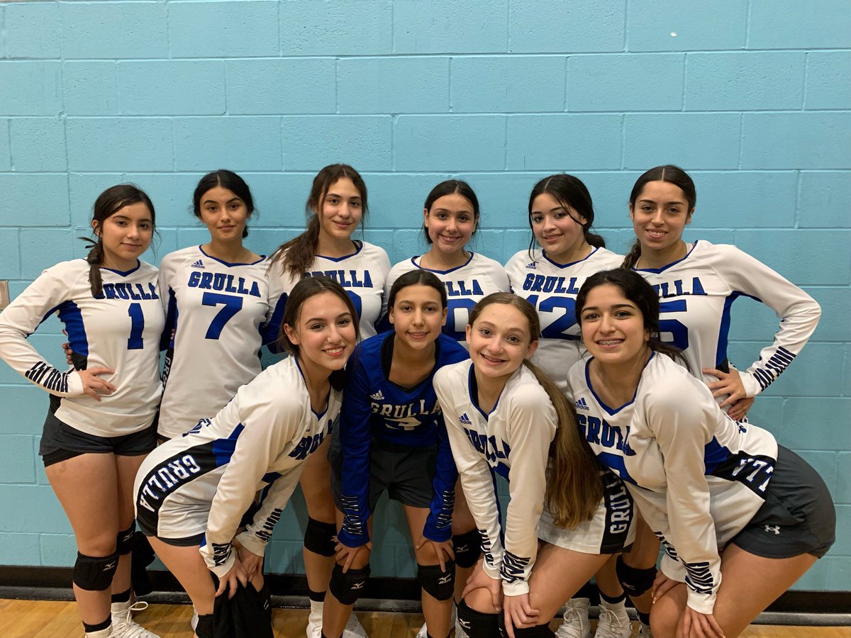 GrullaV's tweet photo. Well, we start our district season with a Gator 🐊 Sweep.  Outstanding job by all players.  COVID played a role but our gator 🐊 pride is too strong.  Brownsville Jubilee fought to the end.  Thank you for coming to our swamp.
#camoTheme
#gatorWin
#FreshmanWin
#JV-Win
#VarsityWin https://t.co/rsvyCwVtnP
