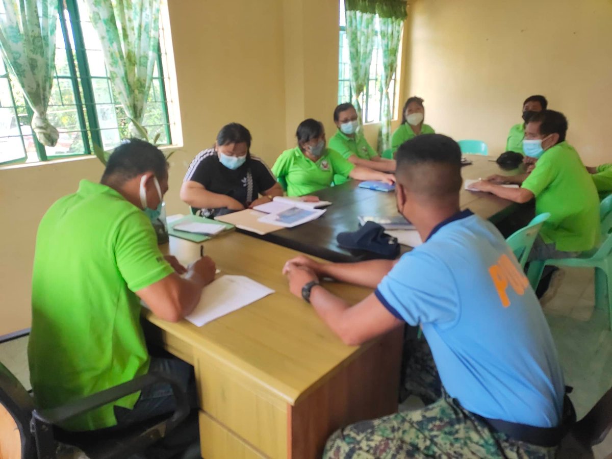 pugomps's tweet photo. On September 7, 2022, personnel of Pugo PS, conducted Memorandum of Understanding to Barangay Officials of Poblacion West led by Brgy Captain Joven Consolacion. https://t.co/3MhtDa4TIP