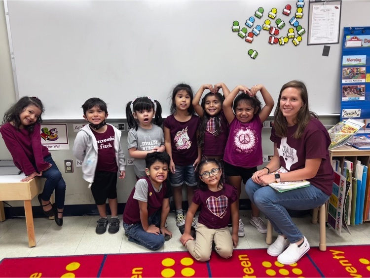 swisd_swe's tweet photo. SWE sends our love and support to the Uvalde Community as they return to school today. #UvaldeStrong #RootEdSWE #WeAreSW https://t.co/GAngRpSgrk