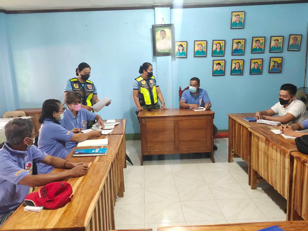 pugomps's tweet photo. On September 7, 2022, personnel of Pugo PS,  conducted Memorandum of Understanding to Barangay Officials of Cares led by Brgy Captain Eloi Panasan. https://t.co/UCyqkLkVBs