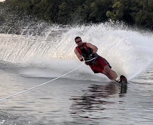 DD4consulting's tweet photo. It was a good night. #over40 #waterski #northdakota #devilslakend #tired https://t.co/BRukX5NwrH