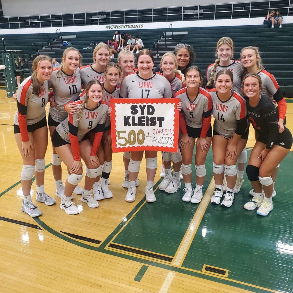 Linn-Mar Volleyball (@lm_vball) on Twitter photo Our very own <a href="/Kleist_Sydney/">Sydney Kleist</a> reached 500 career assists last Thursday. We are so proud of you❤️🖤 Our very own <a href="/Kleist_Sydney/">Sydney Kleist</a> reached 500 career assists last Thursday. We are so proud of you❤️🖤