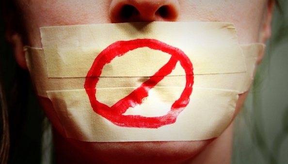 NFT_Futuresx's tweet photo. The Democrats’ Attack On Free Speech 
https://t.co/Rq9qdwu26X

#FirstAmendment #AngryDemocrats #AngryBiden #politicalslander #nocriticismallowed #DemsHatefreespeech #LiberalismIsAMentalDisease https://t.co/lTqgnH1E3R