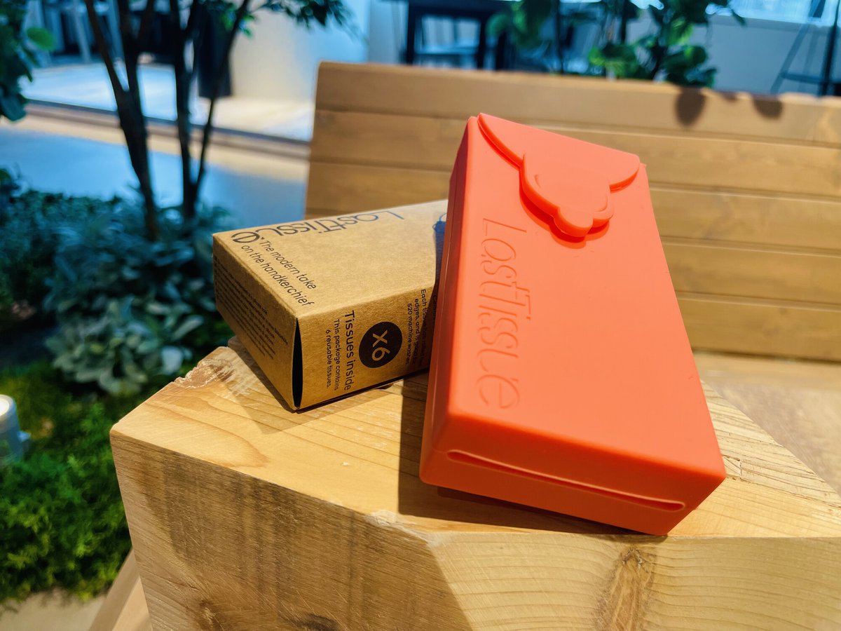 mf_workstyling's tweet photo. ＼サステナブルワークスタイルラボの展示品紹介／

今回紹介するのは、
繰り返し使えるオーガニックコットンのティッシュ
「＃LastTissue」

ハンカチとティッシュの要素を
併せ持つLast Tissue、
外出時に鞄に一つ入れておくと
便利かもしれませんね✨

https://t.co/cP2caqPoQs https://t.co/uwwBnNs0uy