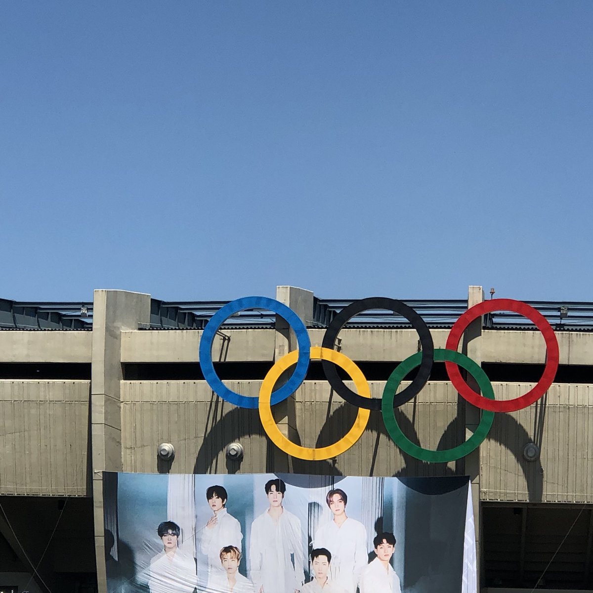 423x_x323's tweet photo. 💚D-1 드림쇼 가보자구💚 https://t.co/5yXnvpDRFl