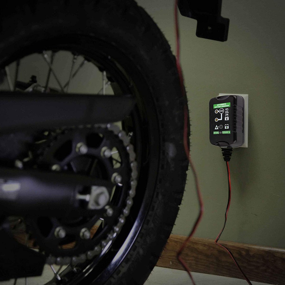 LotFancy's tweet photo. One charger for allπ
Save 30% on this one!π₯π₯
https://t.co/mzTRcvmCgR
#batterycharger #LeadAcidBattery #motorcycle #lawnmower #carcharger #automotive #motorbike #scooter #amazondeals #dealoftheday #coupondeals #couponcode #dealsdealsdeals #dealsandsteals #promocode #lotfancy https://t.co/Cq11ldWSfU