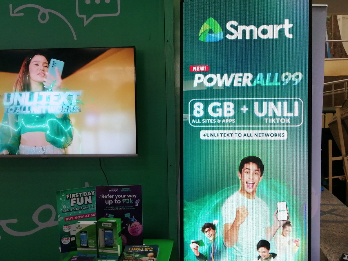 DonsBellla's tweet photo. ngayon lang gumawa ng maganda yung school ko tama yan iadvertise niyo sa buong school ang donbelle pati narin smart https://t.co/2nBliuMwsQ