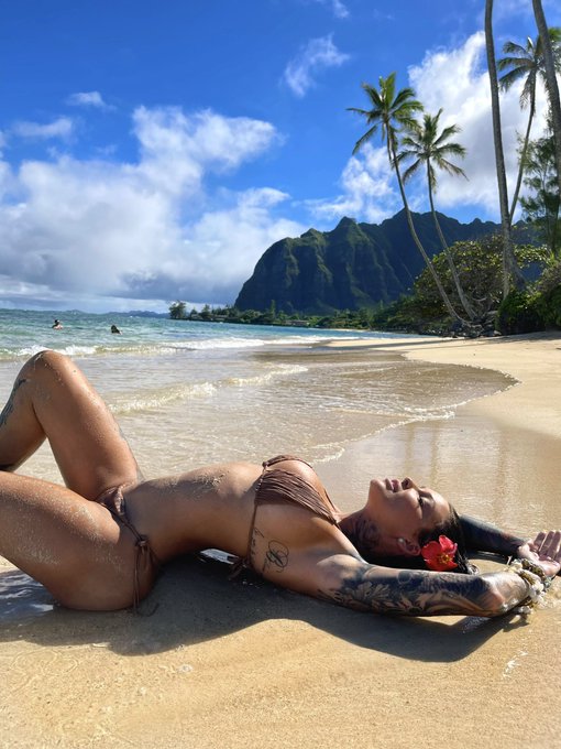 Can&rsquo;t wait to go travel again 😍🌺 https://t.co/1HPlJUnpmh<a href="/tag/brunette"class="tags"><span>#brunette</span></a><a href="/tag/body"class="tags"><span>#body</span></a><a href="/tag/women"class="tags"><span>#women</span></a><a href="/tag/girlfriend"class="tags"><span>#girlfriend</span></a><a href="/tag/toronto"class="tags"><span>#toronto</span></a><a href="/tag/canadian"class="tags"><span>#canadian</span></a>