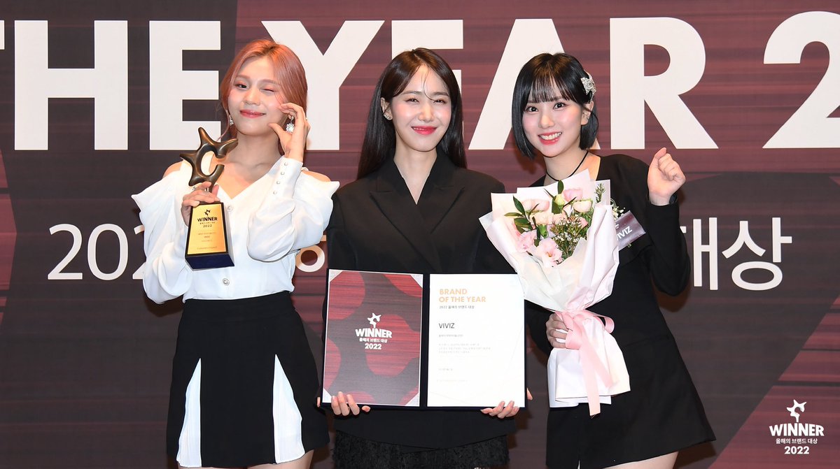 세리세리 tweet media