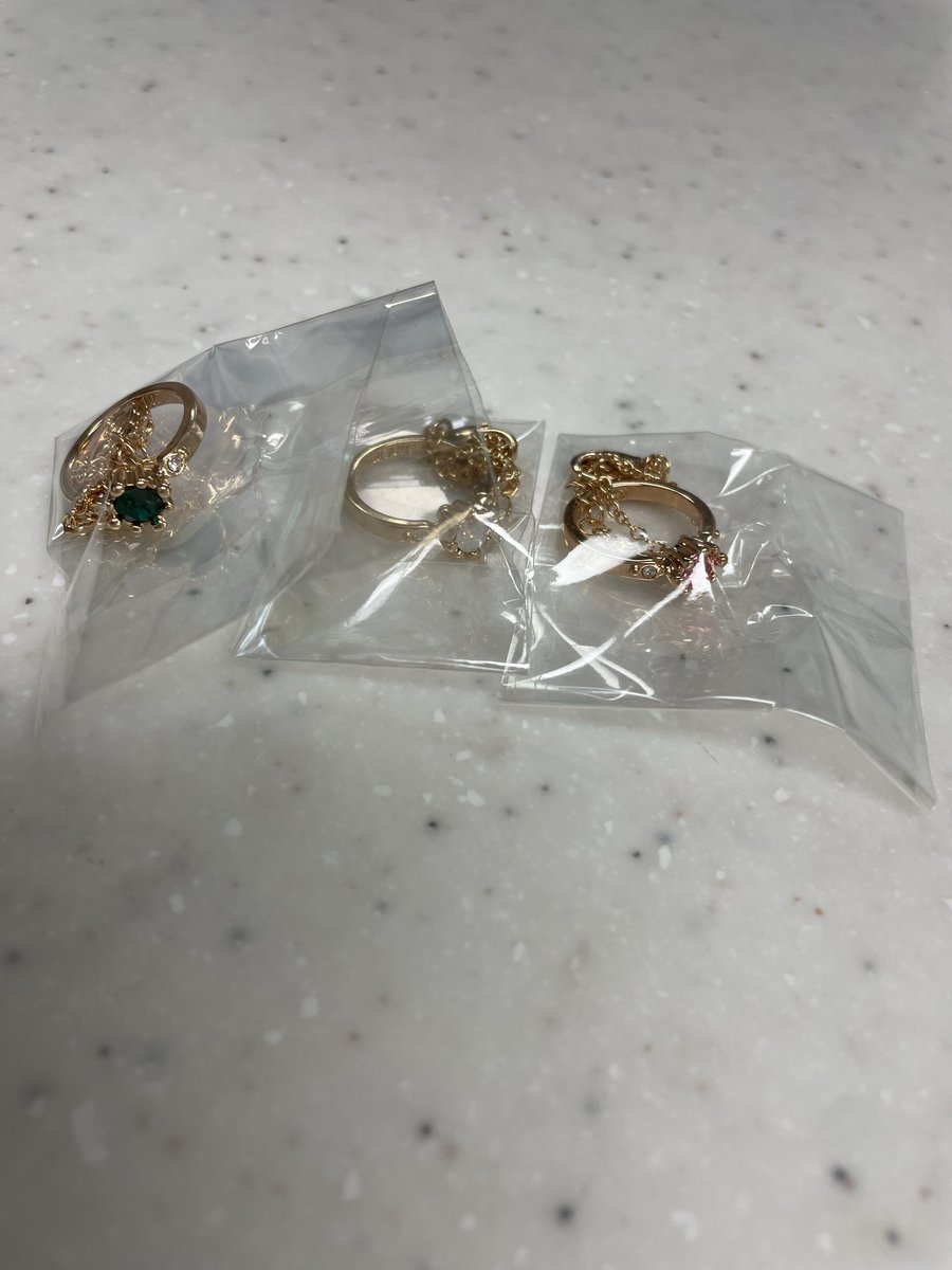 ___xxxking's tweet photo. 【 交換 】ぬい用コレクションリング 誕生石カラー

譲￤5月エメラルド
　　6月ムーンストーン
　　10月ピンクトルマリン

求￤3月アクアマリン
　　7月ルビー
　　8月ペリドット

優先順位無し、発売から日にちが経っており難しいとは思いますが検索からでもお気軽にお声掛けください⸝⸝ᵕ ᵕ⸝⸝ https://t.co/p3GdfcbIcA