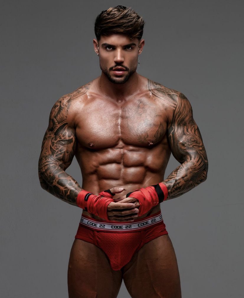 Ivan Bustini (@ivan11360717) on Twitter photo 