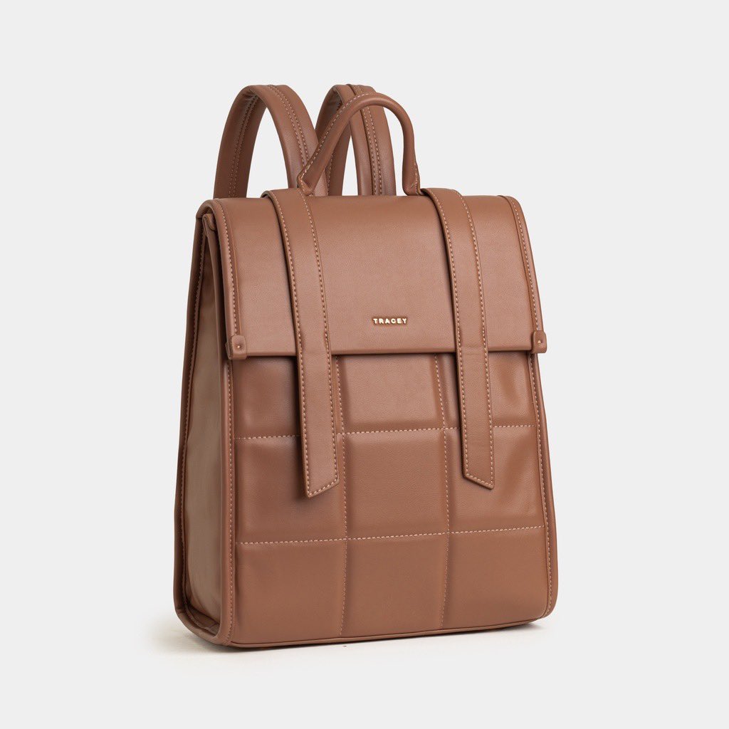 nudihascart's tweet photo. Students, you definitely need this Tracey laptop bagpack. Large capacity &amp; have multiple compartment. 

Anddd, cantik sangat 🥹 https://t.co/4lcUQG2EME