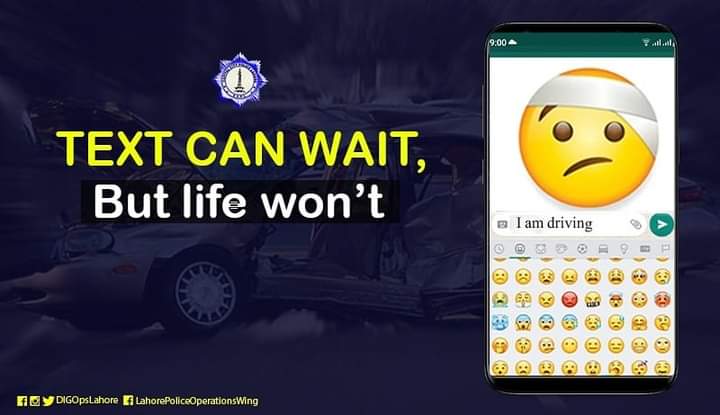 digopslahore's tweet photo. "Arrive alive, don’t text and drive.”
#textanddrive https://t.co/APtsm3VAyv