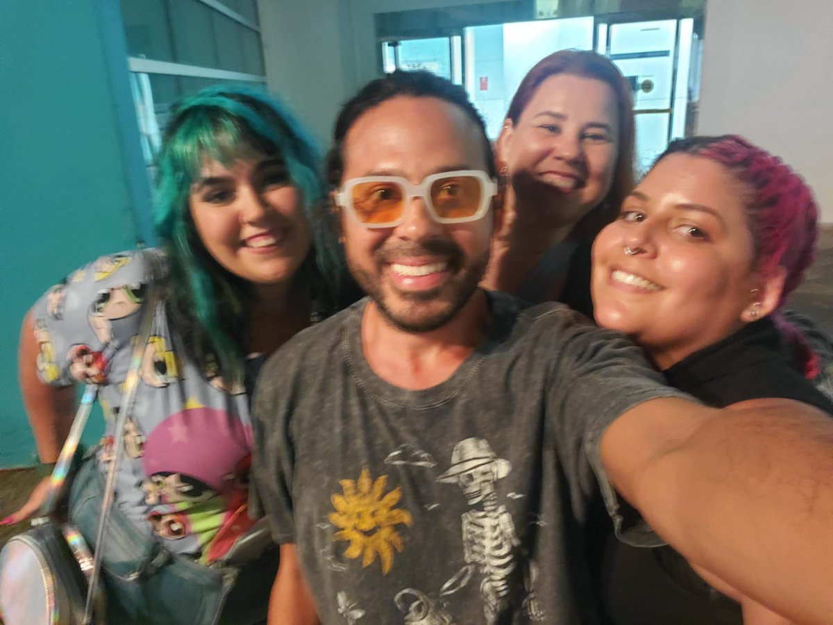 kaytrincr's tweet photo. @florentino que alegría verte nuevamente después de 10 años!! nos vemos el viernes!! 🫶🏻 https://t.co/o2Y0IAMYeC