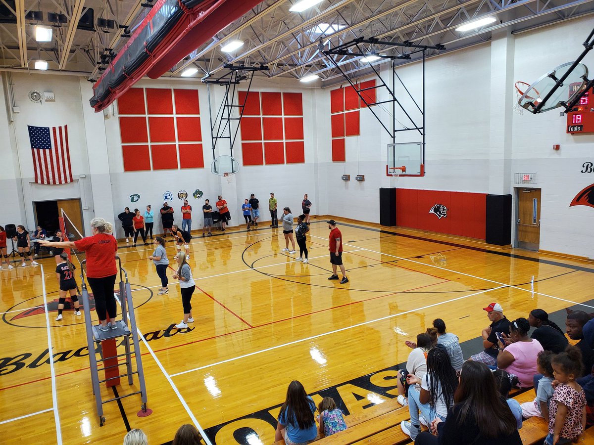 HerkyBlackts_STMS Volleyball tweet media