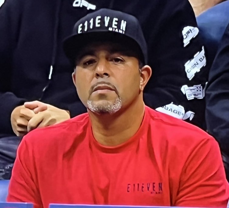 Guy rocking full e11even gear in Kyrgios box is very on brand