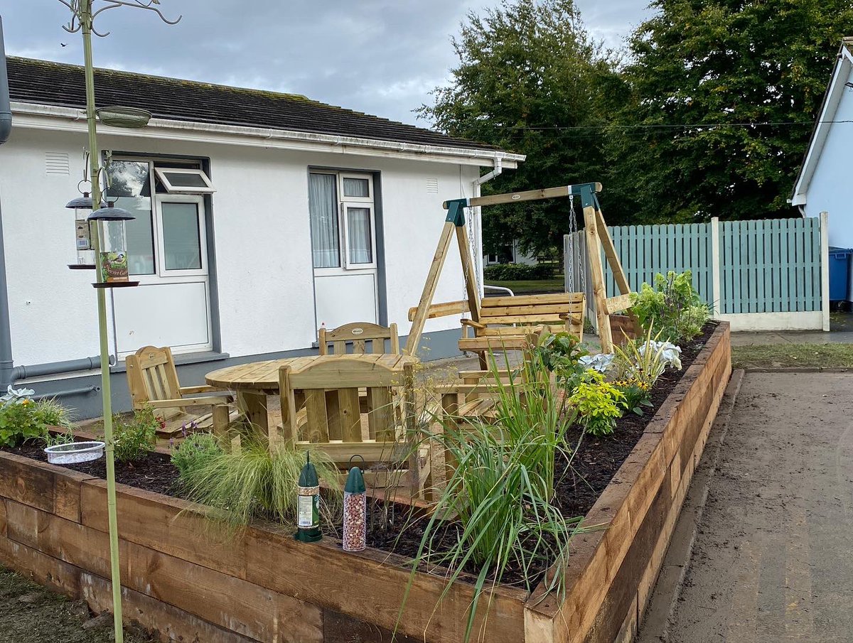 spaces_outdoor's tweet image. Thank you @IrishDistillers Jameson Experience Bow St Team for building a new garden for @Peamount_Health residents Mary and Pat - delighted to add our professional guidance with our pals from @DifferenceDays #givingback #differencedays
