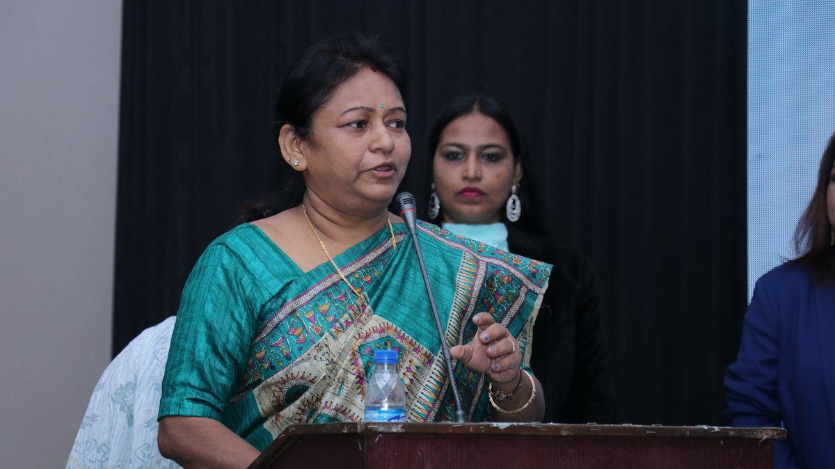 KidsInternatio5's tweet photo. Glimpses of Teachers'Day - 2022 grand celebration in The Wave International. #Ms_Nirmala_Kumari_Bareliya, #DEO (#District_Education_Officer) #eastsinghbhum  Jamshedpur joined as the #Chief_Guest and #Mr_Hassan_Imam_Mallick, #Senior_International_Handball_Coachas #Guestofhonor https://t.co/EtuxwllDri