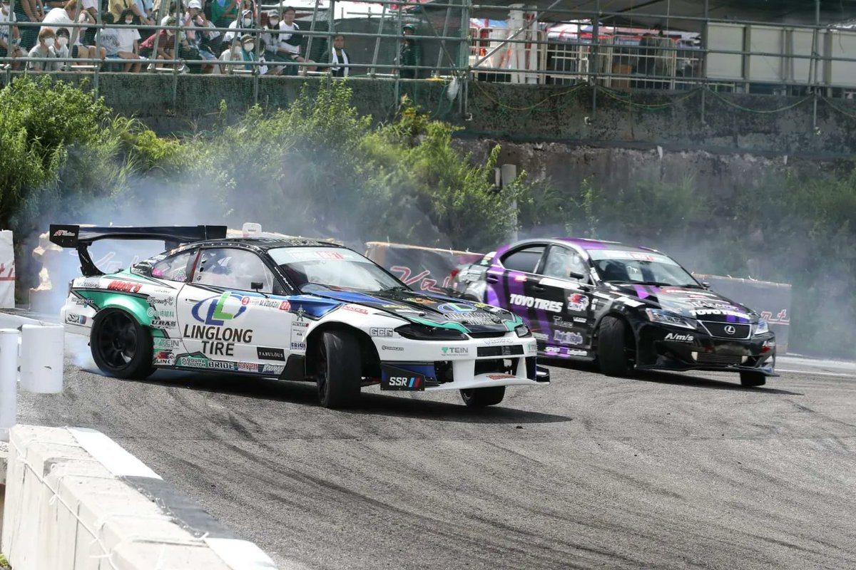 Yuta_Komatsu_KR's tweet photo. Formula Drift Japan Rd.4奥伊吹
応援ありがとうございました☺️
結果はTOP32 敗退でした😥
課題を克服出来るよう各部を見直して、練習して、次戦の岡山ラウンドに備えます!!
#toyotiresjp
#トーヨータイヤ
#ninjastylejapan
#ninjastylecup
#tmlabo
#kennol
#labyrinth
#komatsuracing https://t.co/2uVl9C8vtU