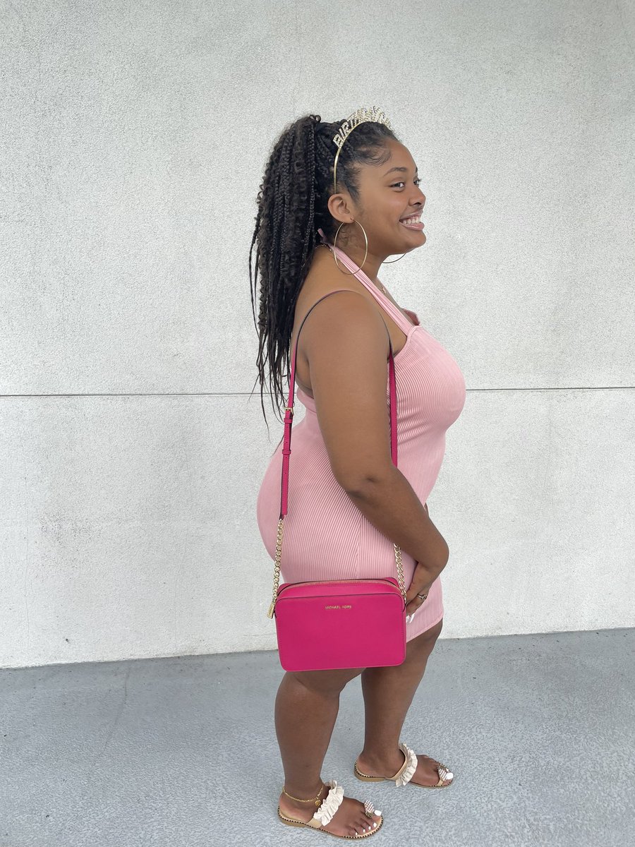 JerikaMarshae's tweet photo. 22 years later and pink is still my favorite color💕
#2000baby #VirgoSzn 🥳 https://t.co/OGmiP94f8p