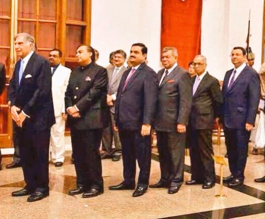 rakhtii's tweet photo. Jaisa dhanda waisa number https://t.co/1ZPqiWGHri