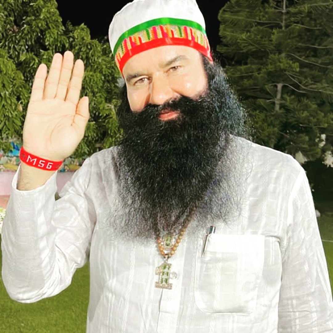 Khushbo27064288's tweet photo. Fitness is very important for our health. Without fitness we can't face any problem . Saint Dr. Gurmeet Ram Rahim Singh Ji Insan always give  tips to youth . youth follow the #TipsbyMSG   ans live a healthy life.
@Gurmeetramrahim https://t.co/JQrKJdBDbs