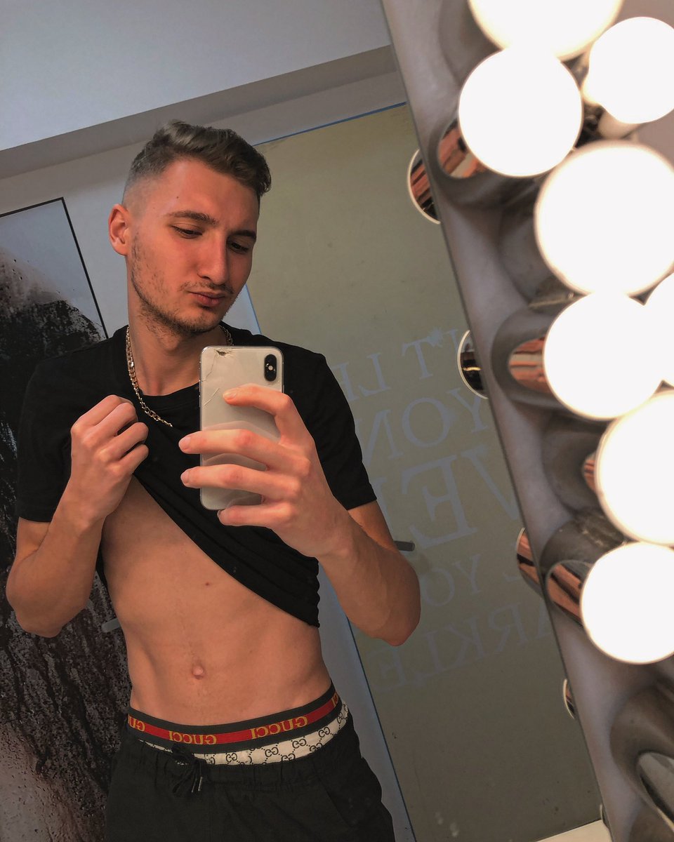 Take a peek🥶 #model #mood #modellife #happy #motivation