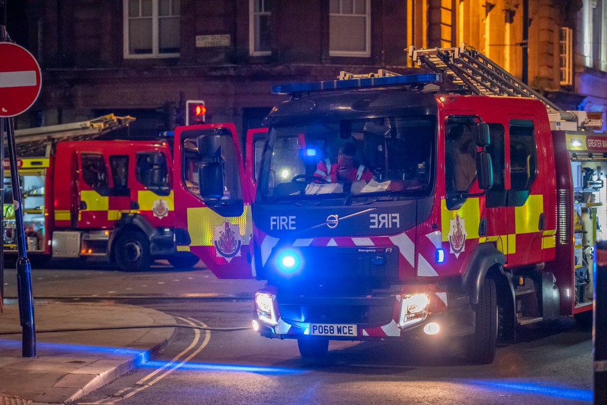 Fire Photos tweet media