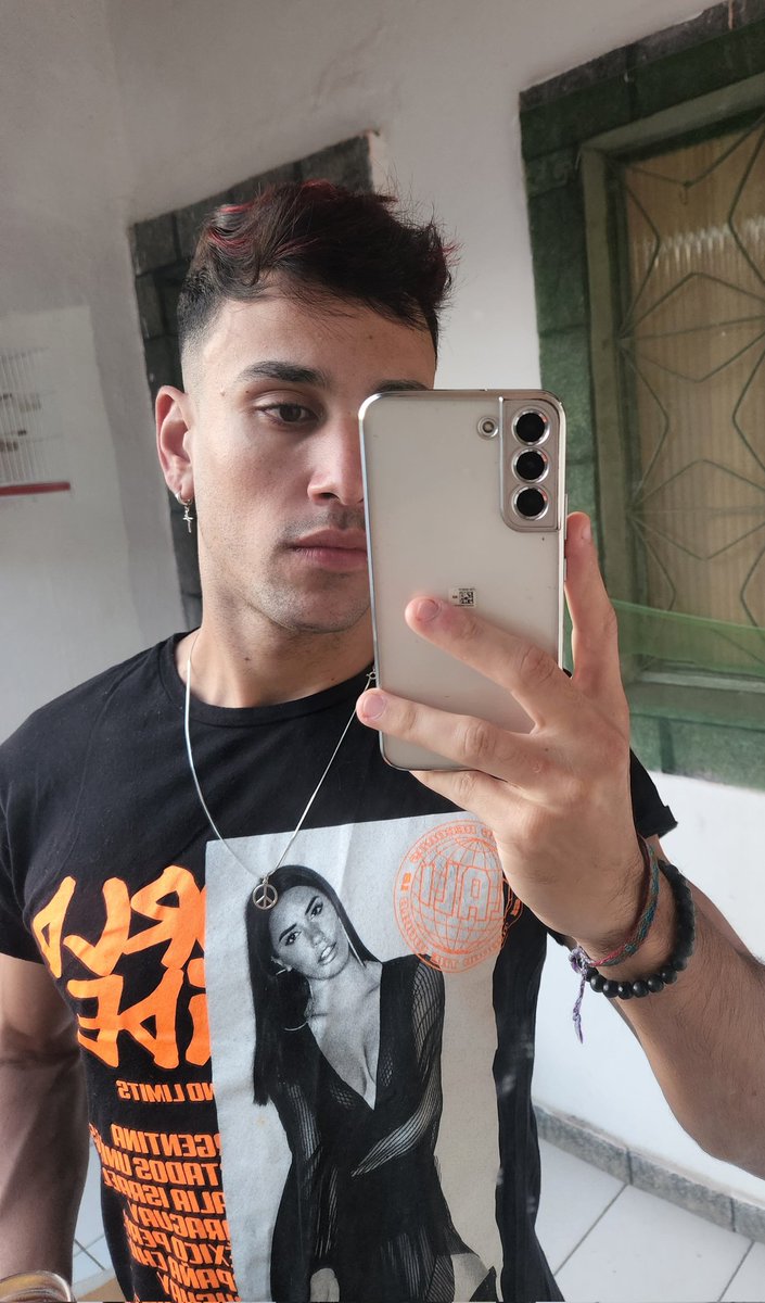Lucas tweet media