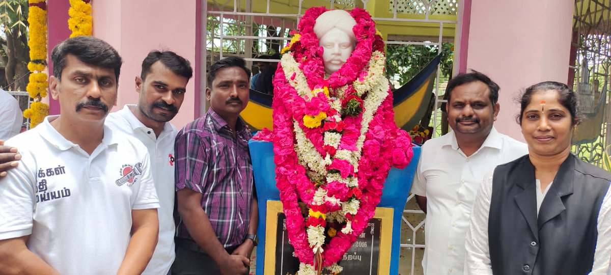 SOUNDAR07459264's tweet photo. வணக்கம்                                           கோவை மக்கள் நீதி மய்யத்தின் சார்பாக கோவை மத்திய சிறைச்சாலையில்  வ. உ. சிதம்பரனாரின்  பிறந்தநாளை முன்னிட்டு சொக்கலித்த செம்மல் வ. உ.சிதம்பரனார்  அவர்கள் நினைவை போற்றும் விதமாக மாலை அணிவித்து மரியாதை செலுத்தப்பட்டது நன்றி நாளை நமதே. https://t.co/VLTiWpRffC