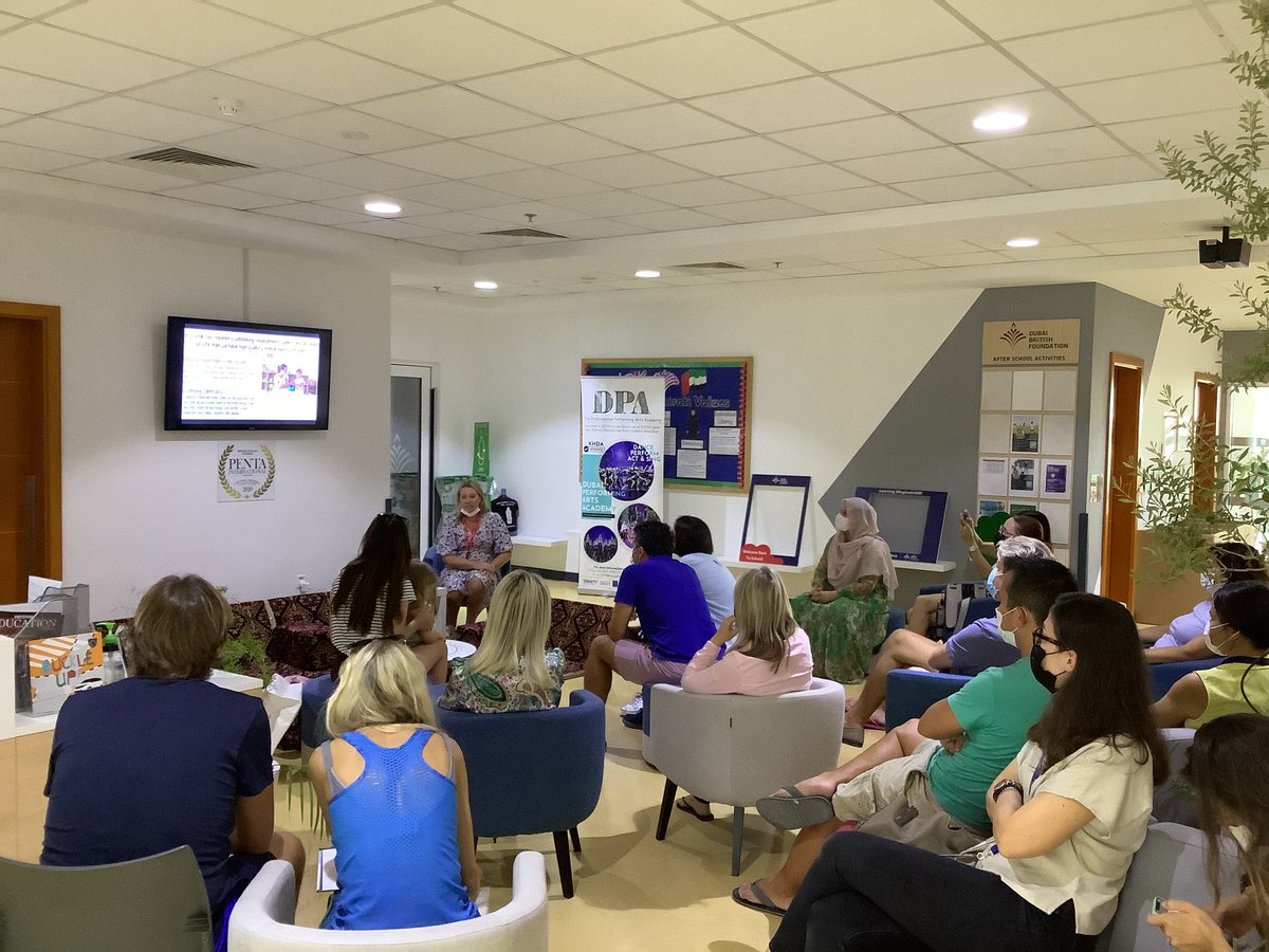 Karla Mediah tweet media